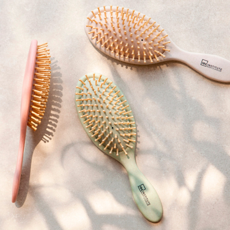 Idc Institute Natural Fiber Cushion Brush