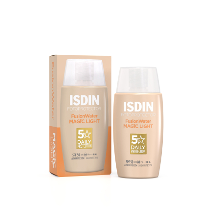 FUSION WATER MAGIC LIGHT PROTEZIONE SOLARE VISO SPF50 COLORE