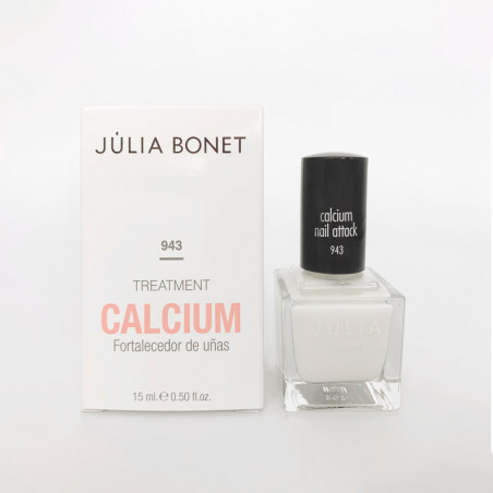 JULIA CALCIUM NAIL ATTACK